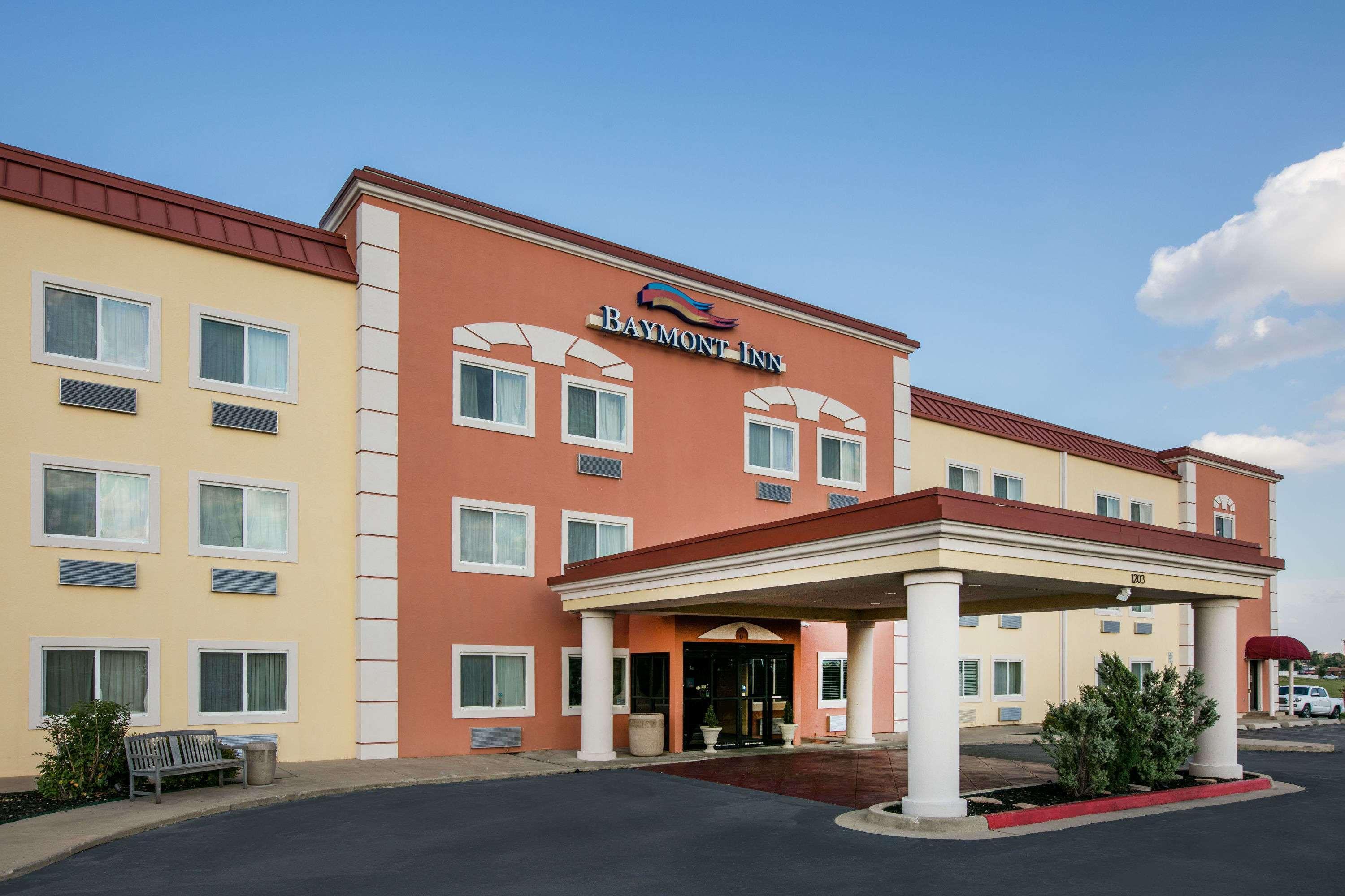 Baymont By Wyndham Lawton Hotel Ngoại thất bức ảnh